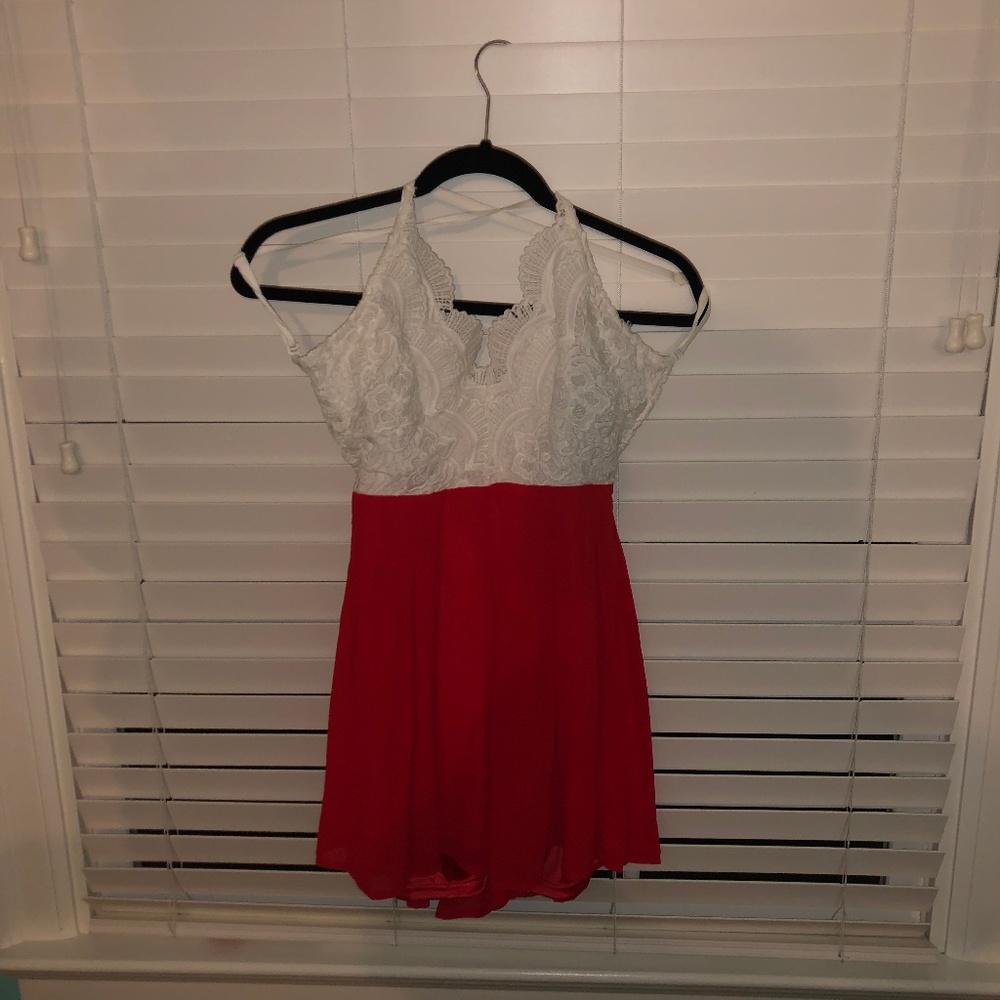 GORGEOUS CORAL AND WHITE LACE ROMPER